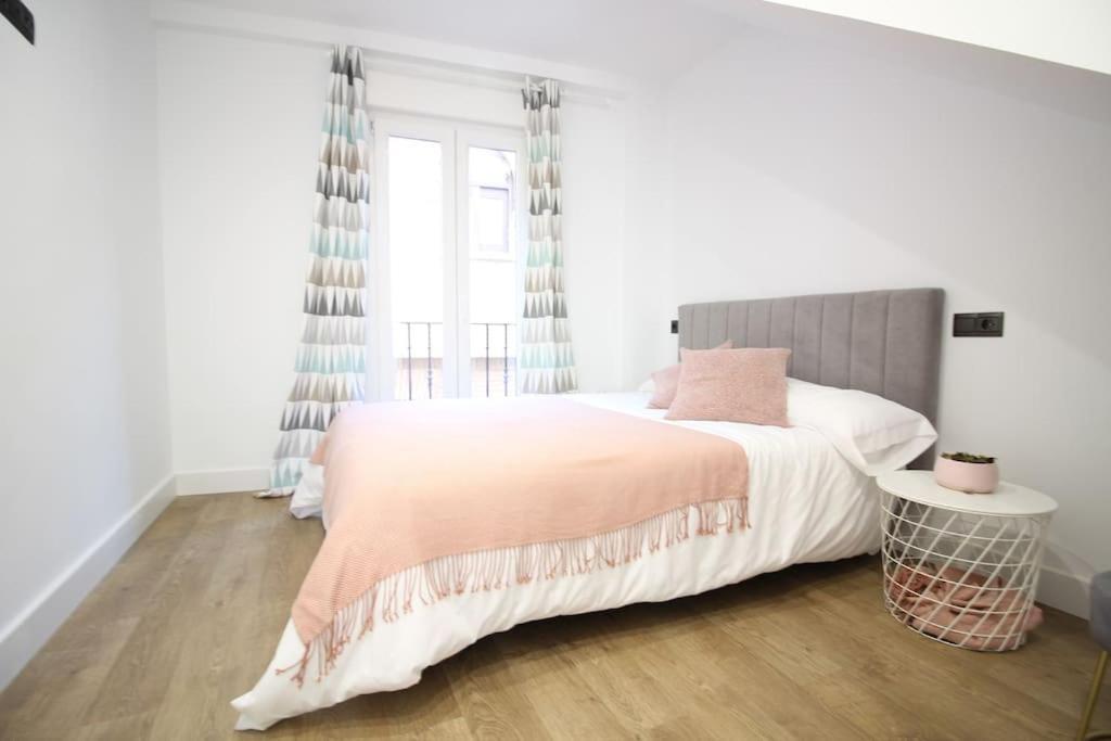 Apartamento Pluma Y Espada Toledo